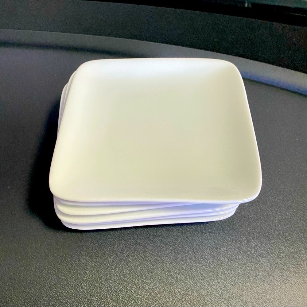 Crate&Barrel White Salad Plates, Set of 4